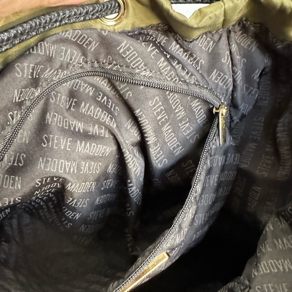 Steve Madden NWOT Nylon Army Green Backpack - Picture 9 of 10
